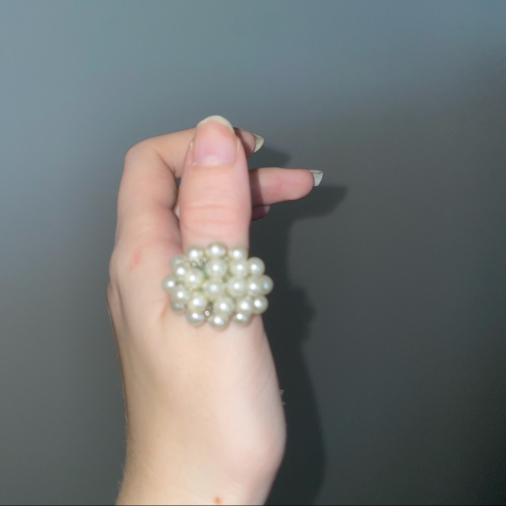 chunky pearl ring